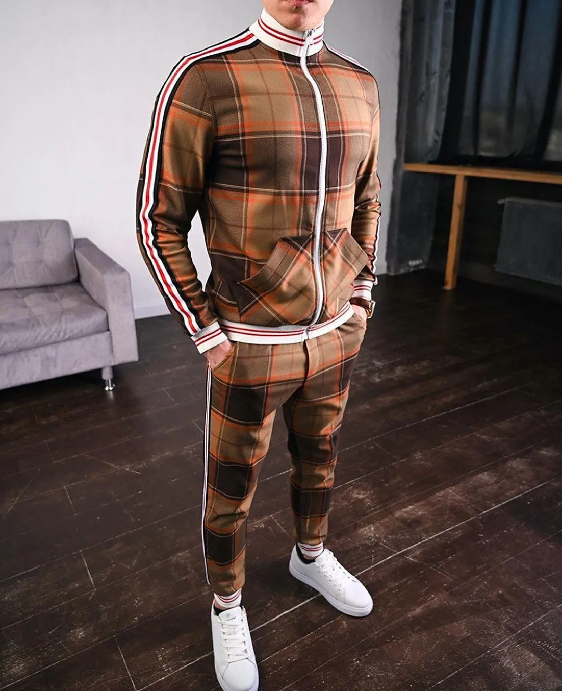 Casual two piece men's set with plaid print