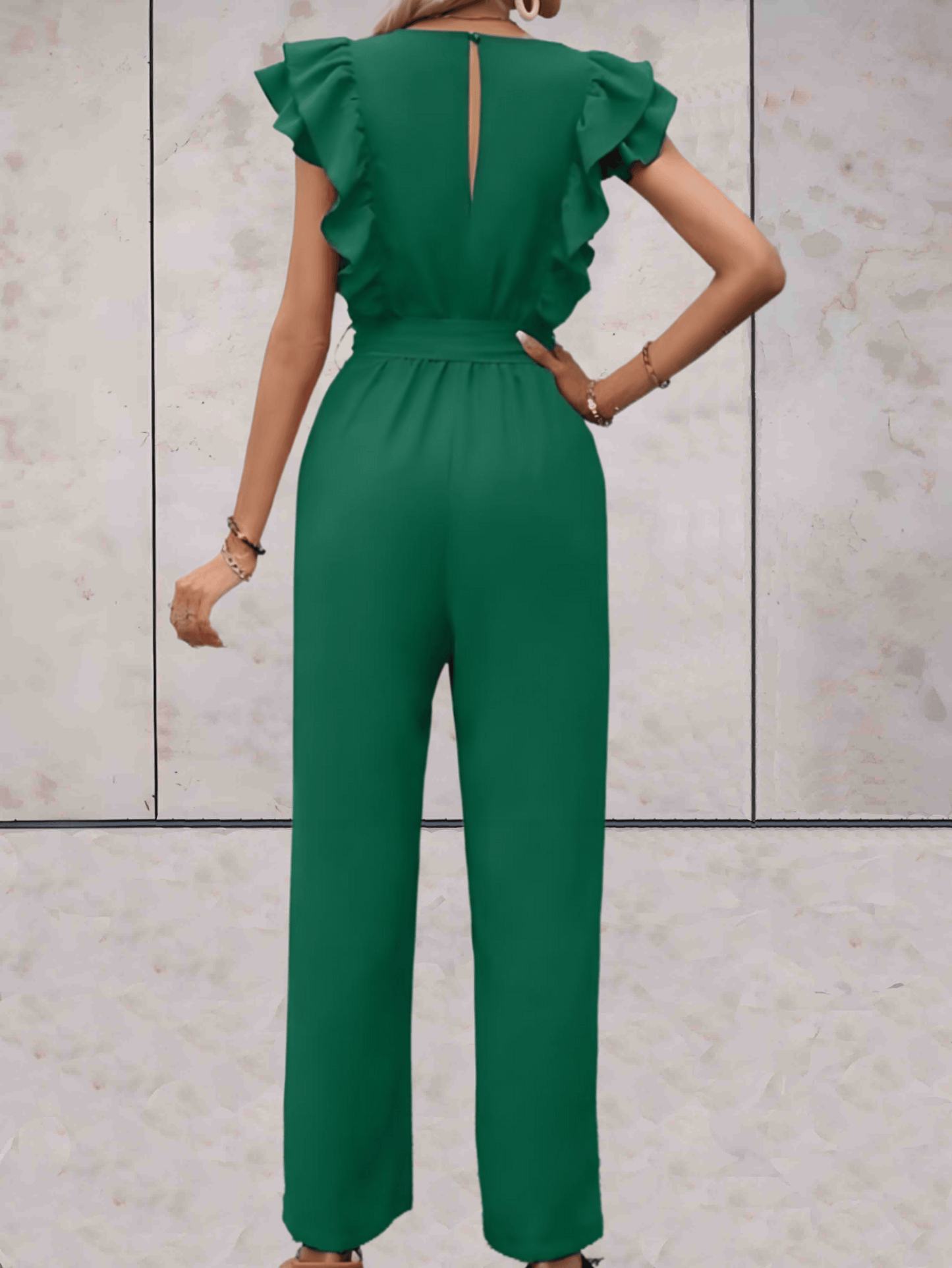 Women's trendy V-neck jumpsuit