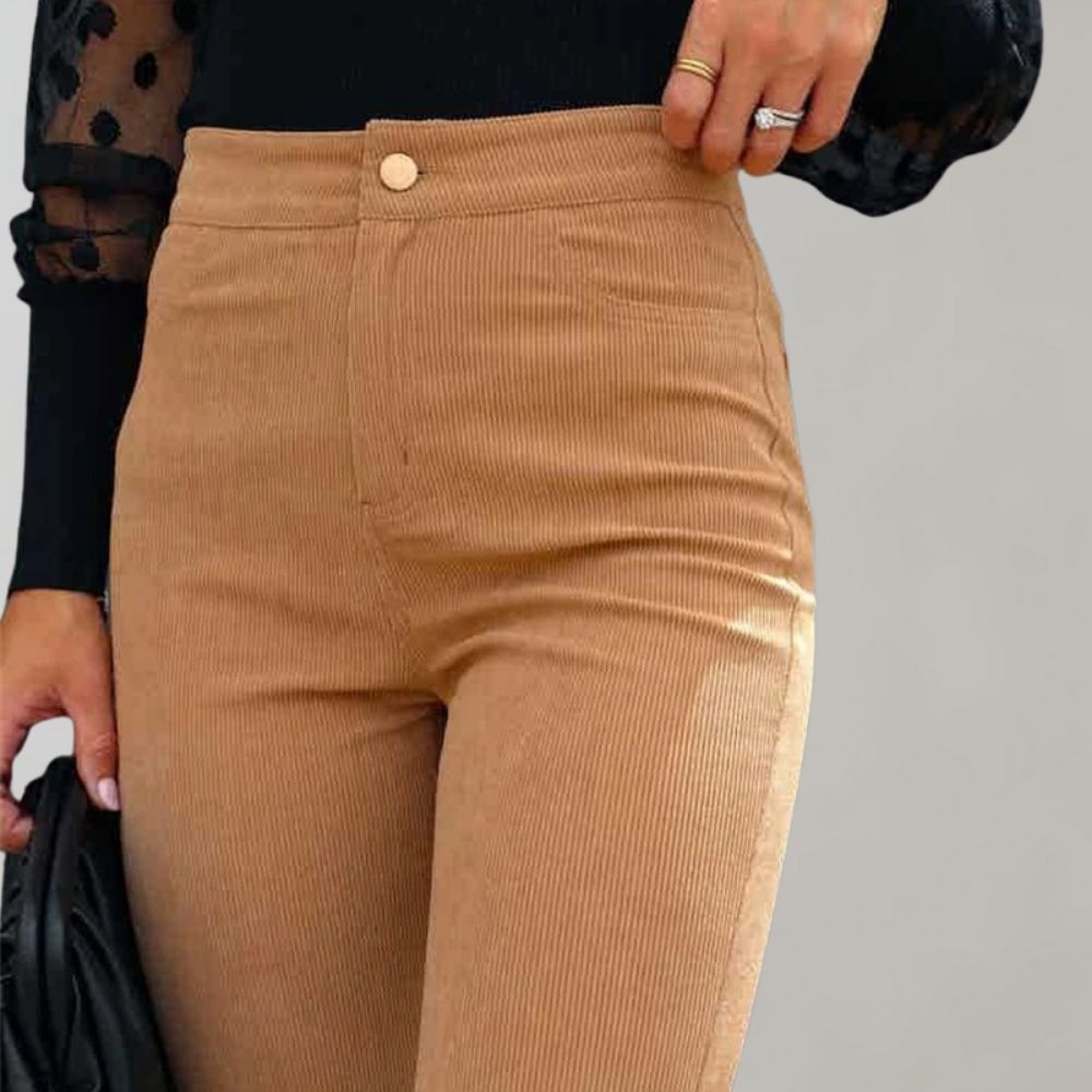 Women's High-Waisted Trousers - Flared Wide Leg - Elegant & Flattering Fit