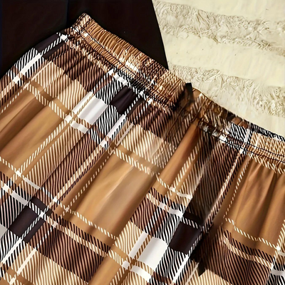 Women's Pyjama Set - Long Sleeve Crew Neck Top - Plaid Loose Fit Trousers - Soft Loungewear