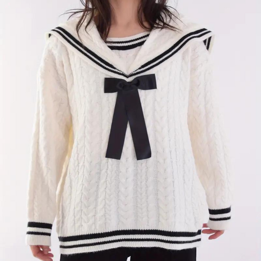 Women's comfortable knitted sweater