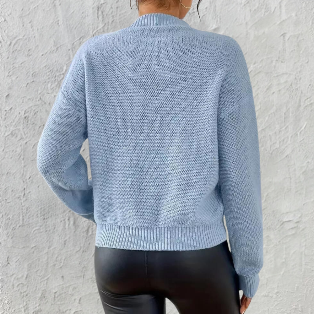 Women's cozy sweater for everyday wear