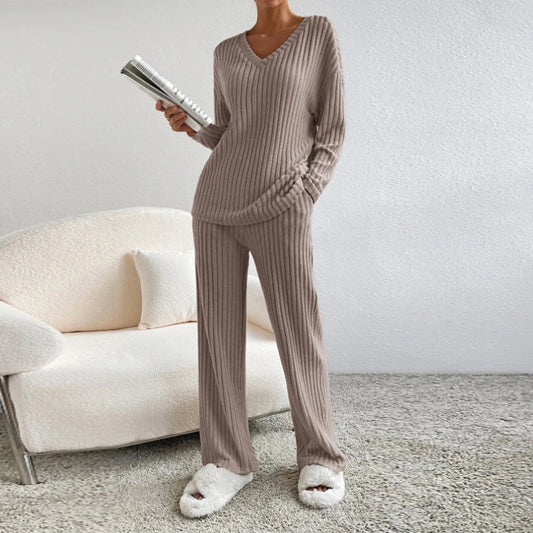 Women's Loungewear Set - Ribbed Knit - V-Neck Top & Straight-Leg Trousers - Relaxed Fit