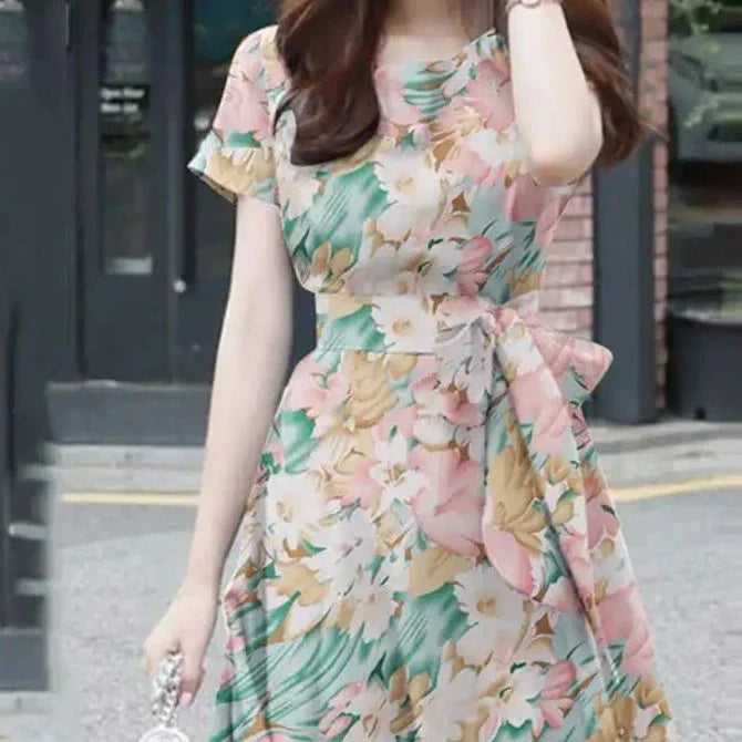 Women's Fit-and-Flare Dress - Lightweight Fabric - Short Sleeve - Round Neck - Waist Tie