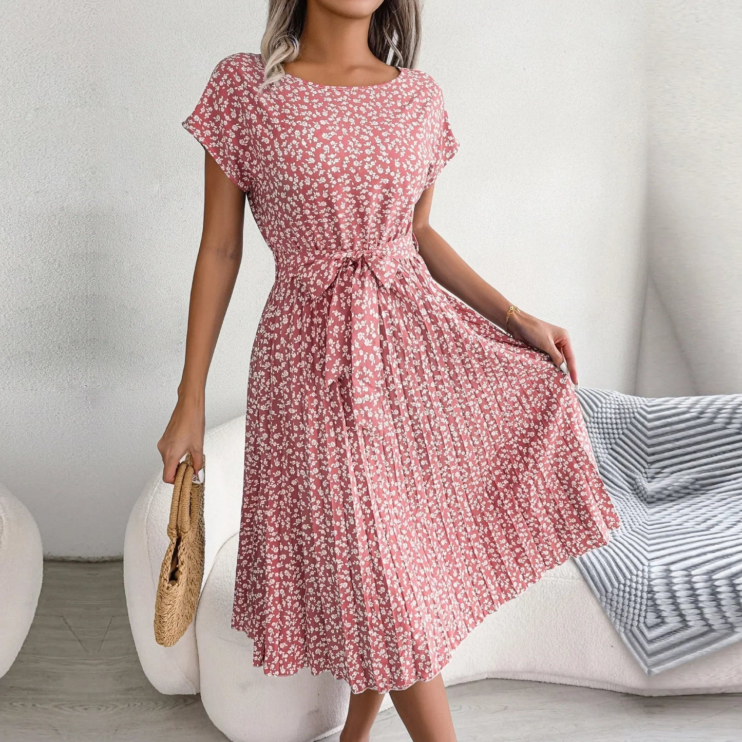 Floral Short Sleeve Maxi Dress with High Waist and Pleated Design