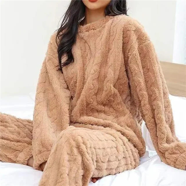 Women's fleece pajama set soft and warm top with round neck and pants