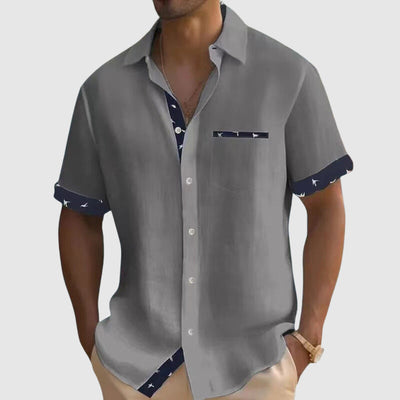 Men's short-sleeve shirt with check pattern for vacation