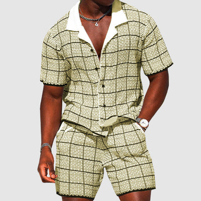 Men's Two-Piece Outfit - Short-Sleeve Button-Up Shirt & Shorts - Checkered Casual Fit