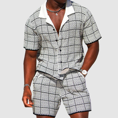 Men's Two-Piece Outfit - Short-Sleeve Button-Up Shirt & Shorts - Checkered Casual Fit