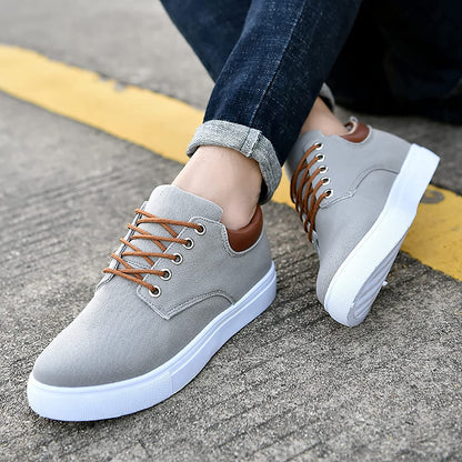 Men’s Low-Top Sneakers – Breathable Blend – Lace-Up Fit – Cushioned Rubber Sole