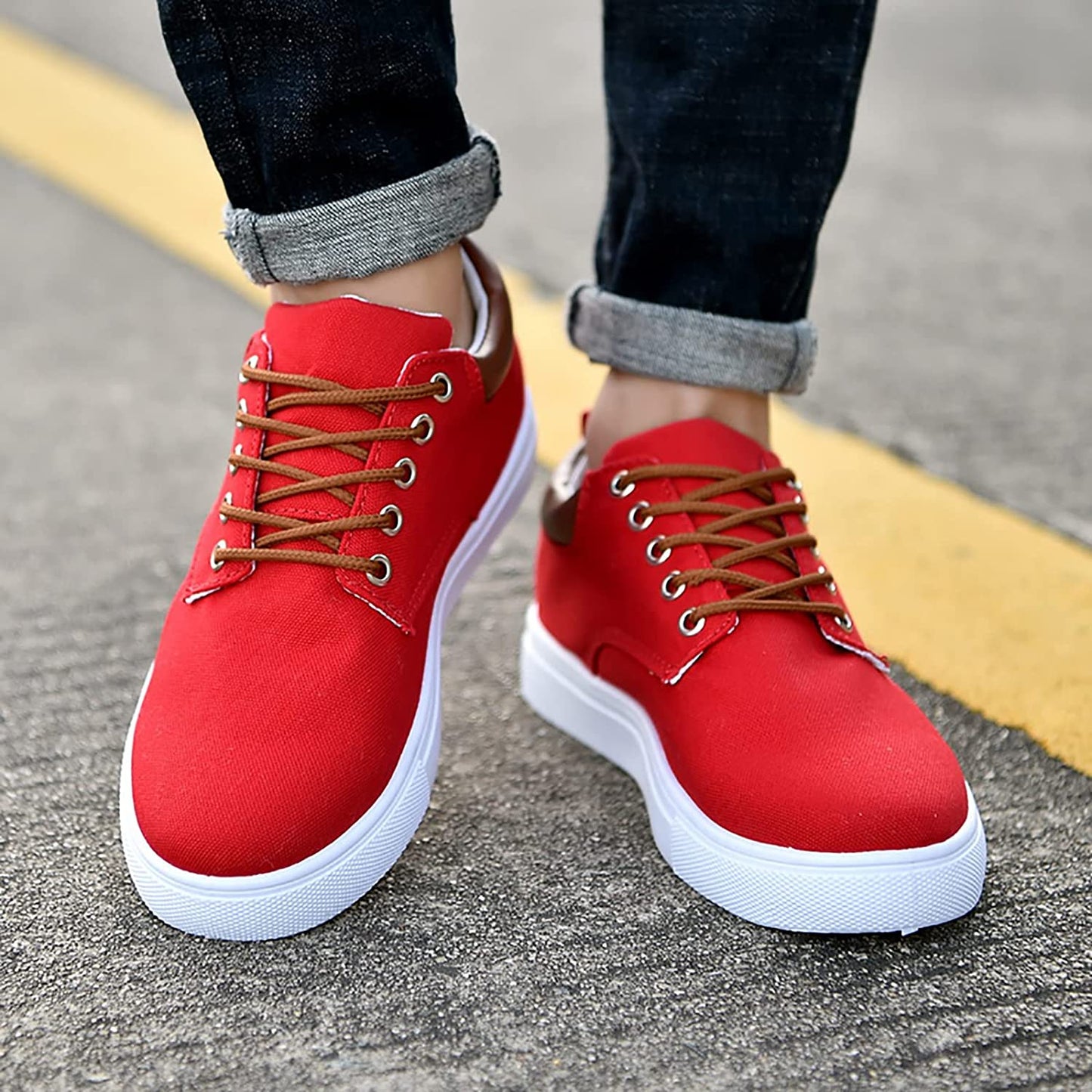 Men’s Low-Top Sneakers – Breathable Blend – Lace-Up Fit – Cushioned Rubber Sole