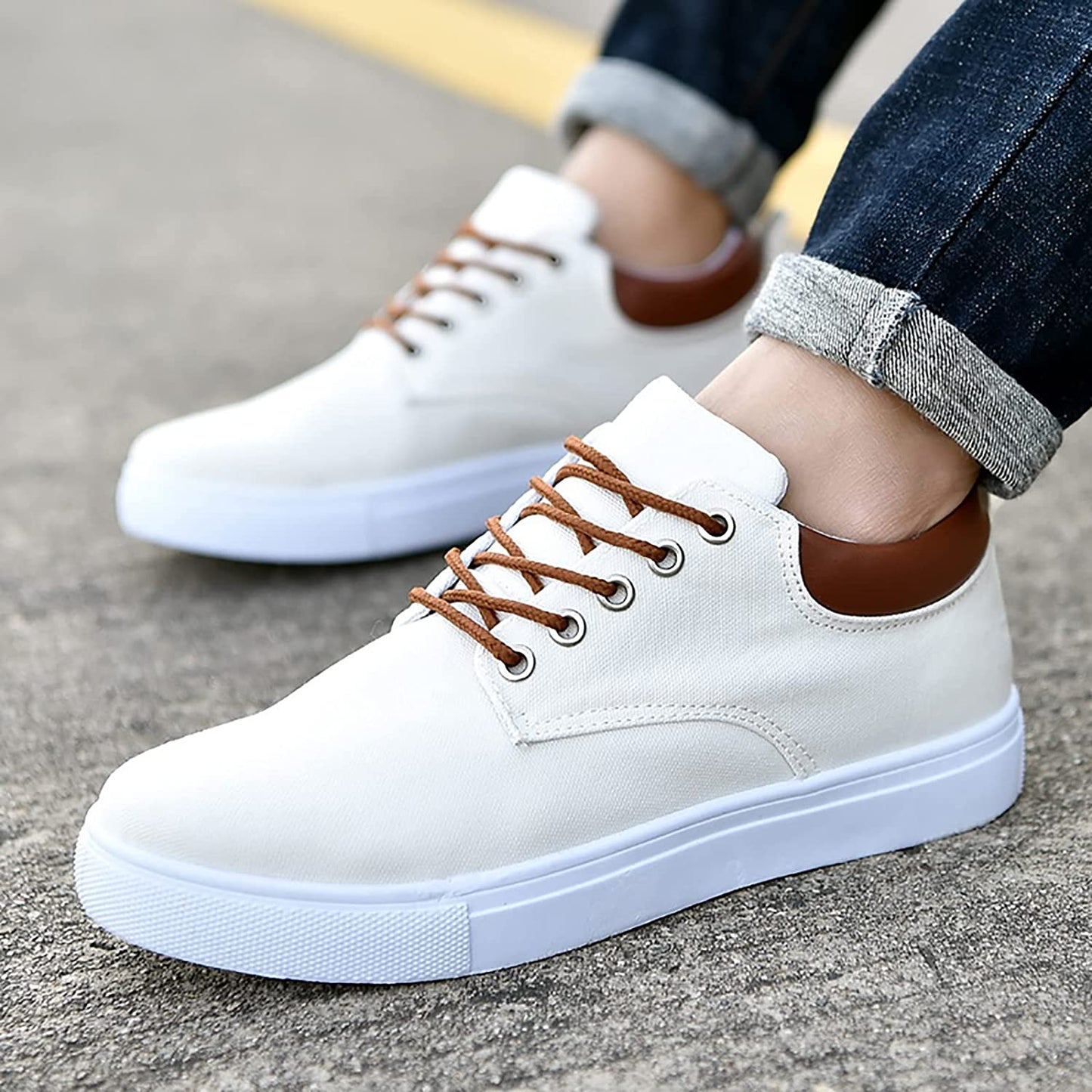 Men’s Low-Top Sneakers – Breathable Blend – Lace-Up Fit – Cushioned Rubber Sole