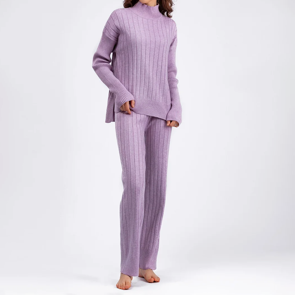 Women's Knitted Two-Piece Set - Turtleneck Sweater & Trousers - Ribbed Knit - Relaxed Fit