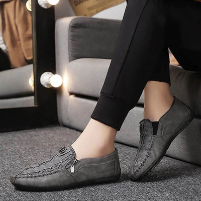 Men’s Slip-On Loafers – Leather – Moccasin Stitch – Metal Zip – Classic Fit