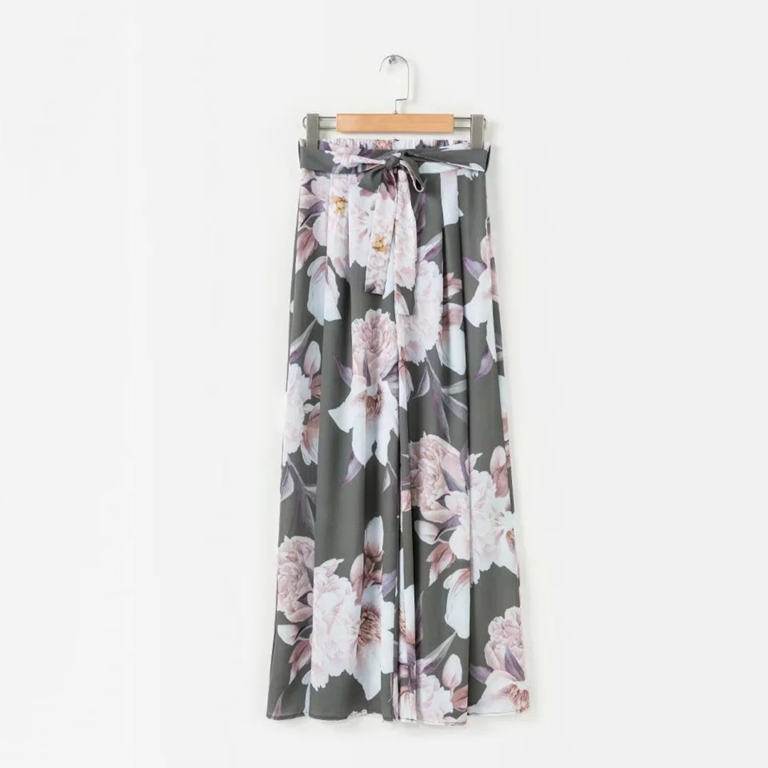 Women’s Maxi Skirt - Floral Print - High Waist - Flowy & Elegant - Pleated Design