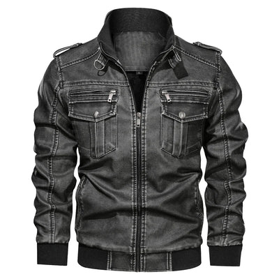 Stylish men's outdoor jacket with multiple pockets