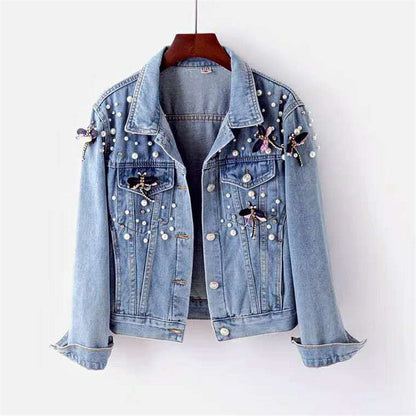 Women's eye-catching denim jacket