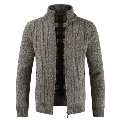 Men's cable knit cardigan with zipper