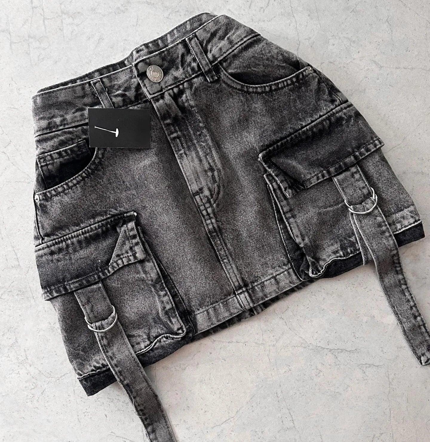 Women's A-Line Denim Mini Skirt with Multi-Pocket Design