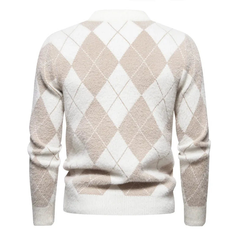 Men's round neck warm knitted sweater