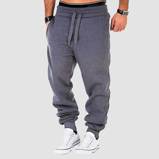 Men's sports trousers with elastic belt