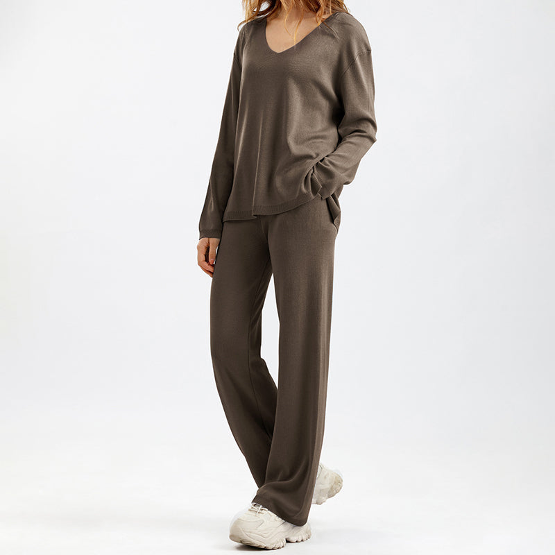 Women's Lounge Set - V-Neck Long Sleeve Top - Wide-Leg Trousers with Pockets