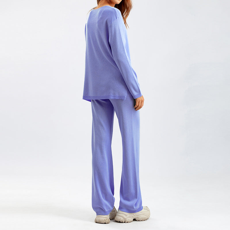 Women's Lounge Set - V-Neck Long Sleeve Top - Wide-Leg Trousers with Pockets