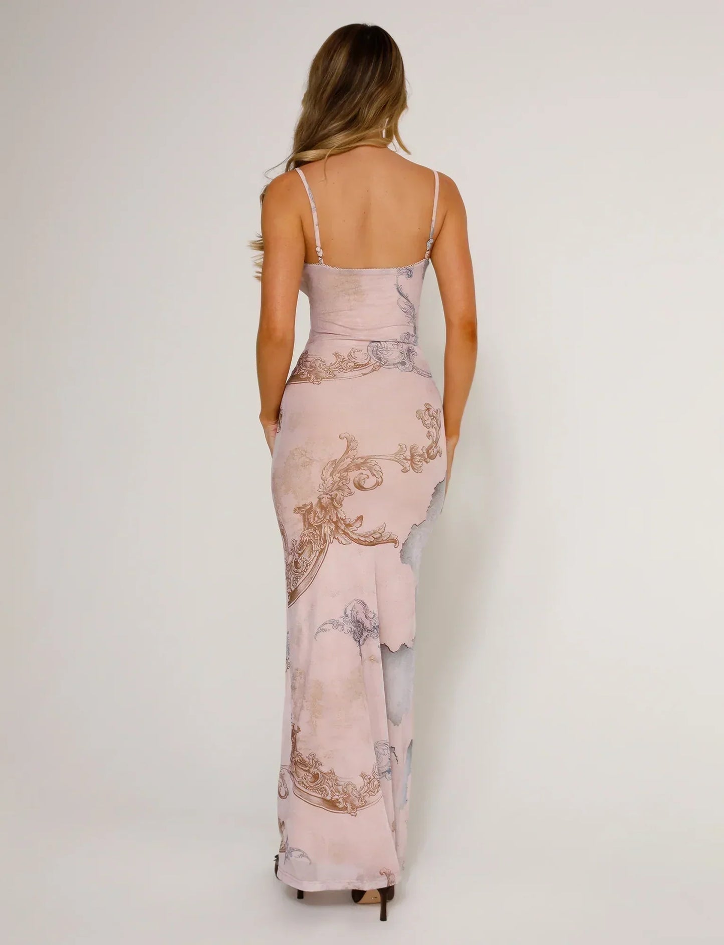 Women’s Evening Dress – Fitted Silhouette – Floral Lace – V-Neck – Thin Straps