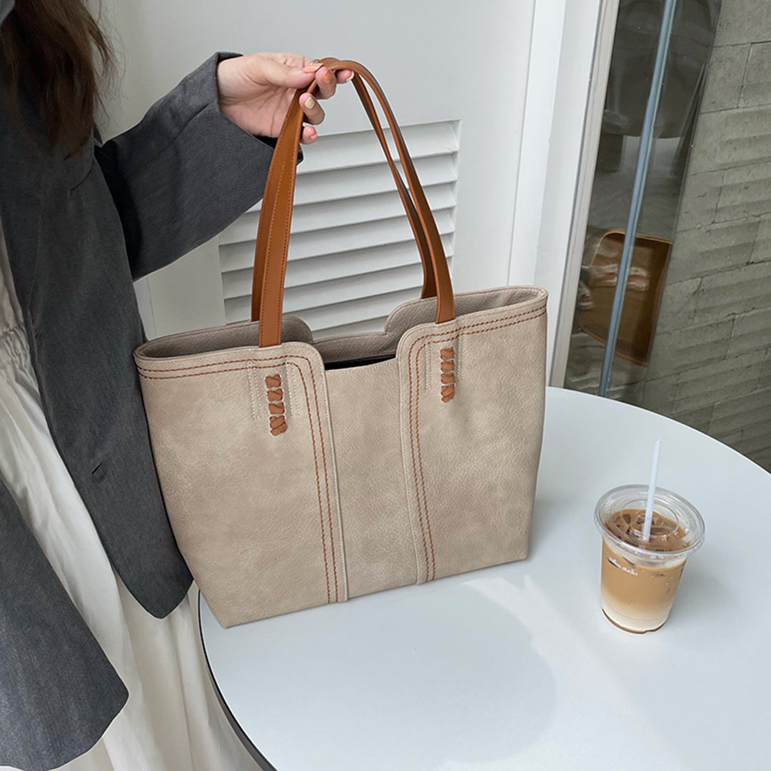 Women’s Tote Bag – Structured Design – Textured Surface – Dual Handle Everyday Style