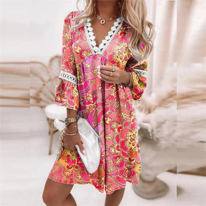 Women’s Knee-Length Dress – Relaxed Fit – V-Neck – Floral Print – Lace Trim – Breathable Blend