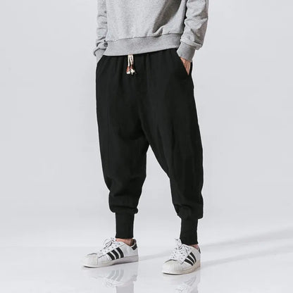 Men's loose-fit streetwear pants with elastic waistband