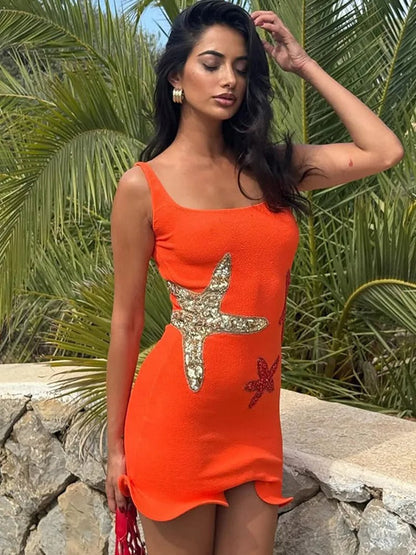 Women’s Mini Dress – Slim Fit – Sleeveless Scoop Neck – Embellished – Wavy Hem – Evening Wear