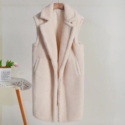 Women’s Sleeveless Coat – Oversized Fit – Plush Teddy Texture – Mid-Length – Wide Lapels