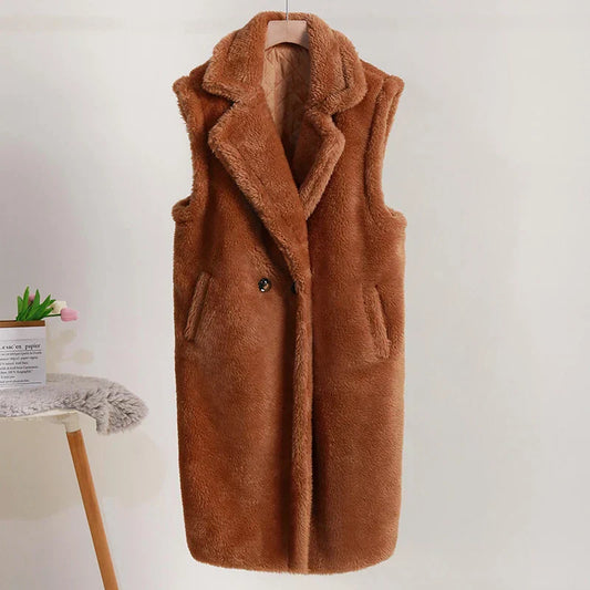 Women’s Sleeveless Coat – Oversized Fit – Plush Teddy Texture – Mid-Length – Wide Lapels