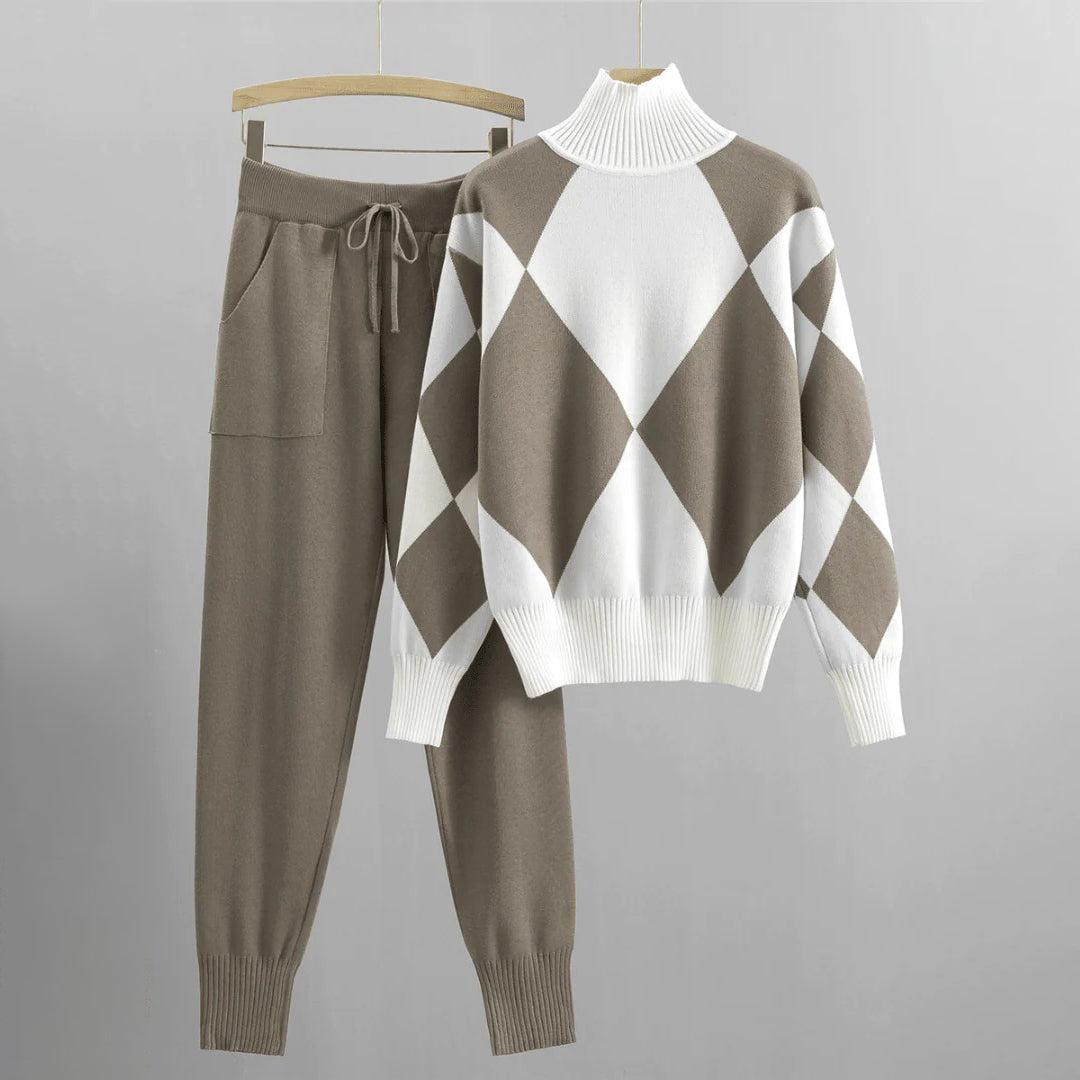 Women’s Knit Lounge Set – Relaxed Fit – Wool Blend – Turtleneck Top & Tapered Bottoms
