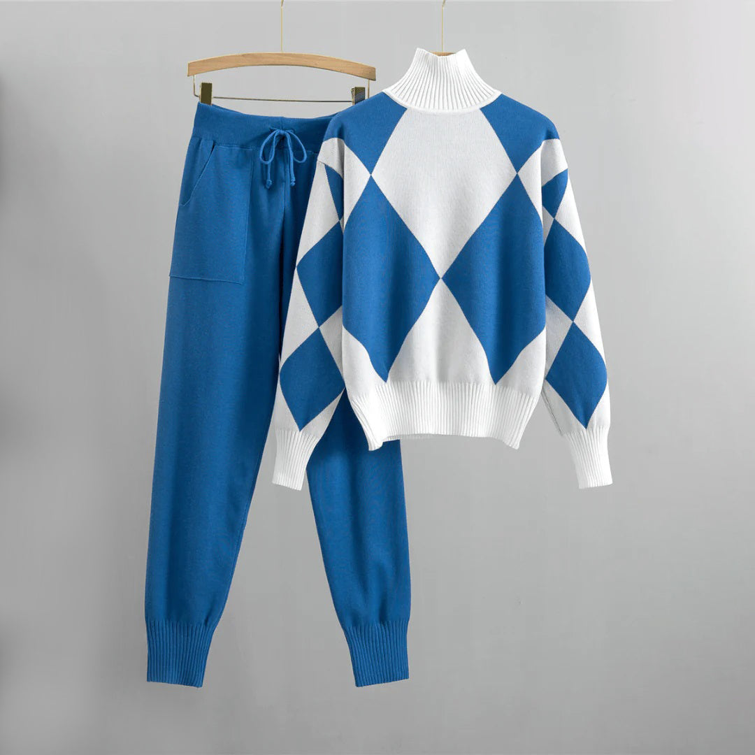 Women’s Knit Lounge Set – Relaxed Fit – Wool Blend – Turtleneck Top & Tapered Bottoms