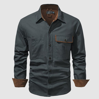 Men's cotton shirt with contrasting pockets and cuffs