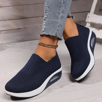 Women’s Slip-On Sneakers – Breathable Mesh – Cushioned Sole – Lightweight Fit