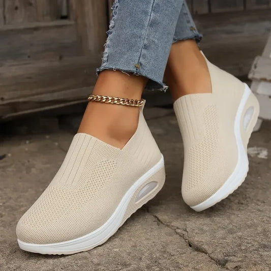 Women’s Slip-On Sneakers – Breathable Mesh – Cushioned Sole – Lightweight Fit