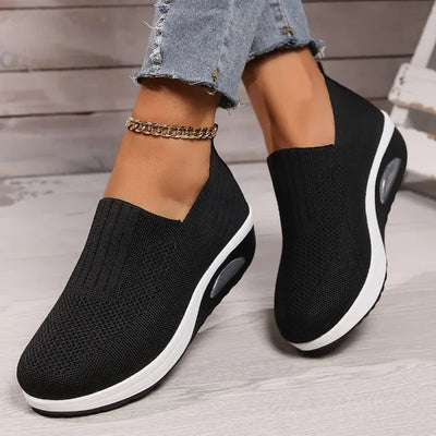 Women’s Slip-On Sneakers – Breathable Mesh – Cushioned Sole – Lightweight Fit