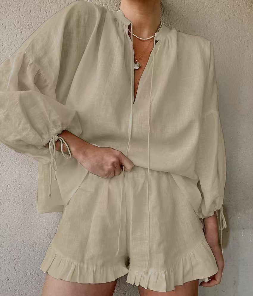 Women's Two-Piece Set - V-Neck Lantern Sleeve - Casual Shorts