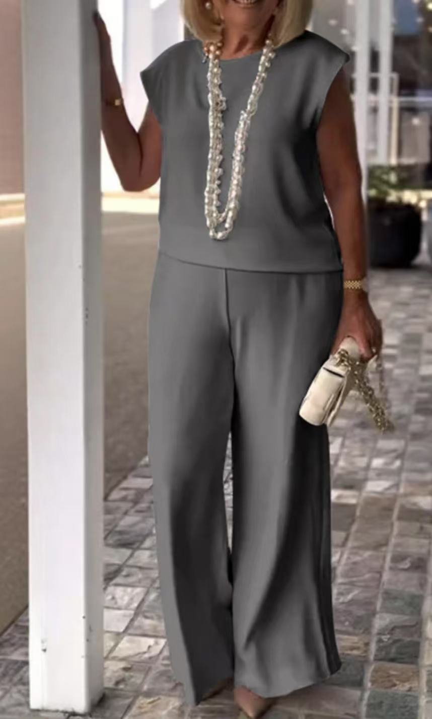 Women’s Two-Piece Set – Sleeveless Top – Wide-Leg Trousers – Lightweight Elegant Fit