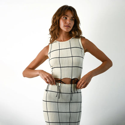 Women’s Two-Piece Knit Set – Sleeveless Crop Top – Ribbed Full-Length Skirt – Tie Waist