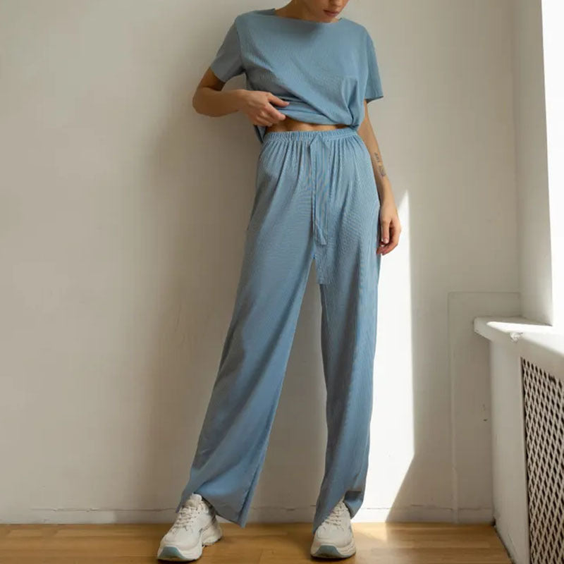 Women’s Lounge Set – Cropped Short Sleeve Top – Wide-Leg Trousers – Soft Breathable Fabric