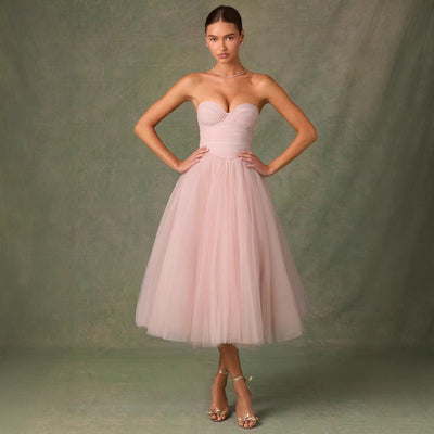 Women’s Strapless Tulle Gown – Sweetheart Neckline – Fitted Bodice – Midi A-Line
