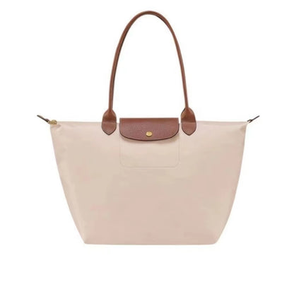 Women’s Shoulder Bag – Structured Design – Textured Flap – Water-Resistant Everyday Use