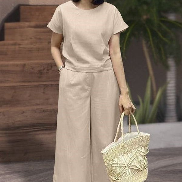 Women’s Two-Piece Set – Relaxed Fit – Soft Knit – Crew Neck Top – Wide-Leg Trousers