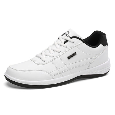 Men’s Sports Shoes – Cushioned Insole – Grip Sole – Lace-Up Supportive Fit