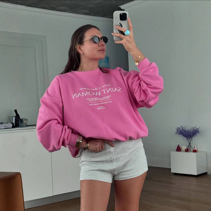 Women’s Sweatshirt – Oversized Fit – Crew Neck – Cotton Blend – Graphic Front – Ribbed Hem