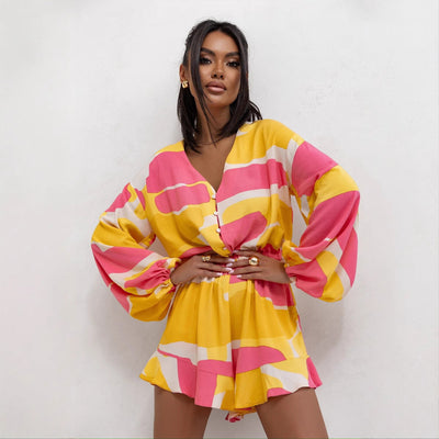 Women’s Romper – V-Neck – Abstract Print – Long Sleeve – Cinched Waist – Relaxed Fit
